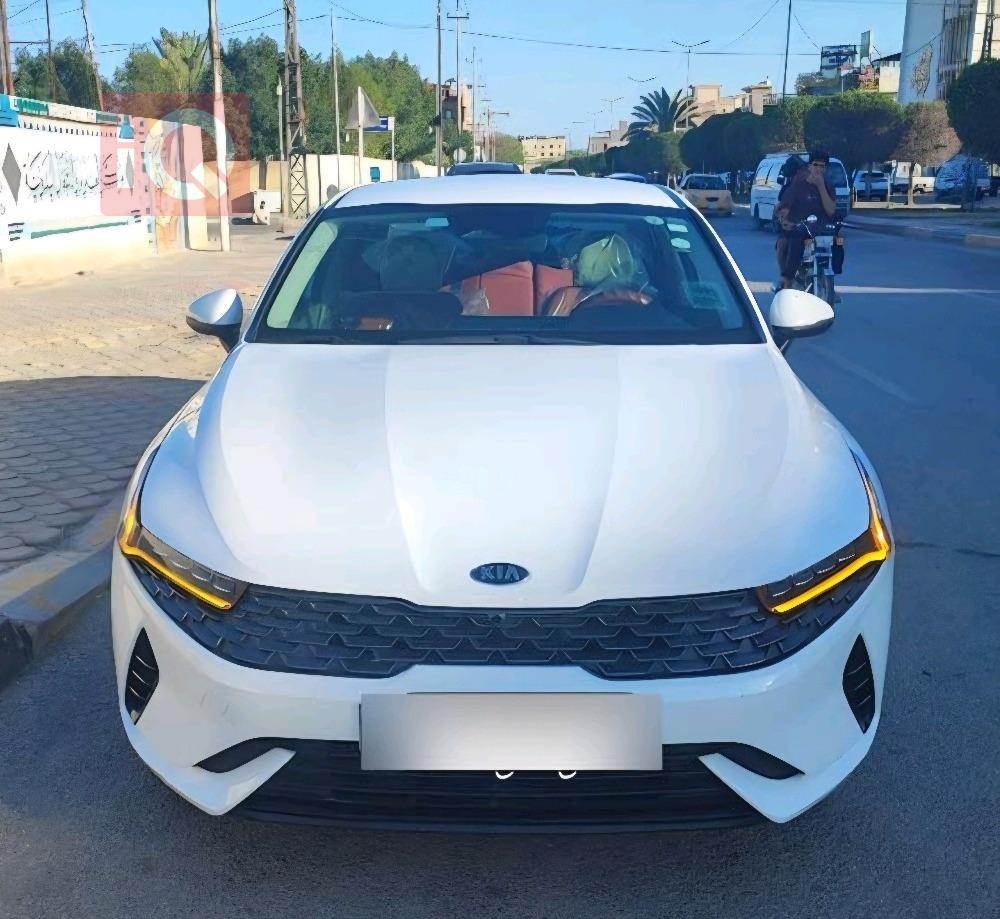 كيا K5